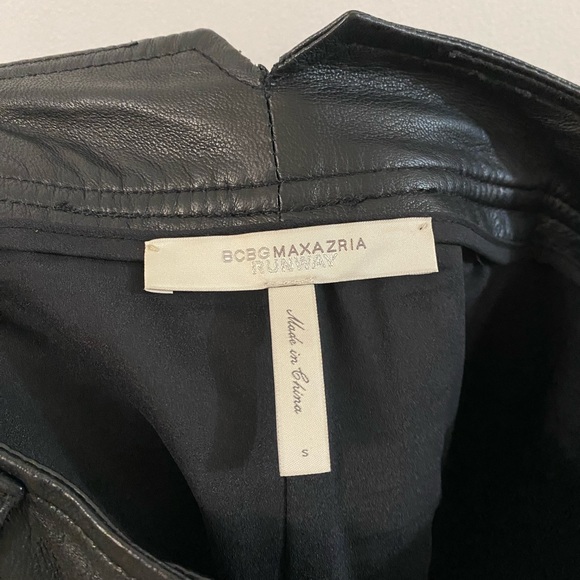 BCBGMAXAZRIA RUNWAY "THE CARSON"  LEATHER SHORT - Picture 13 of 13